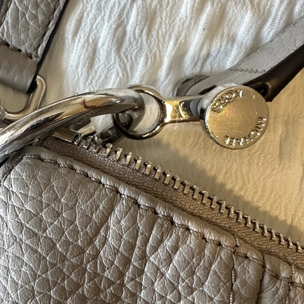 ✨ Michael Kors Julia Gray Pebbled Leather Convertible Shoulder Bag Hobo EUC
